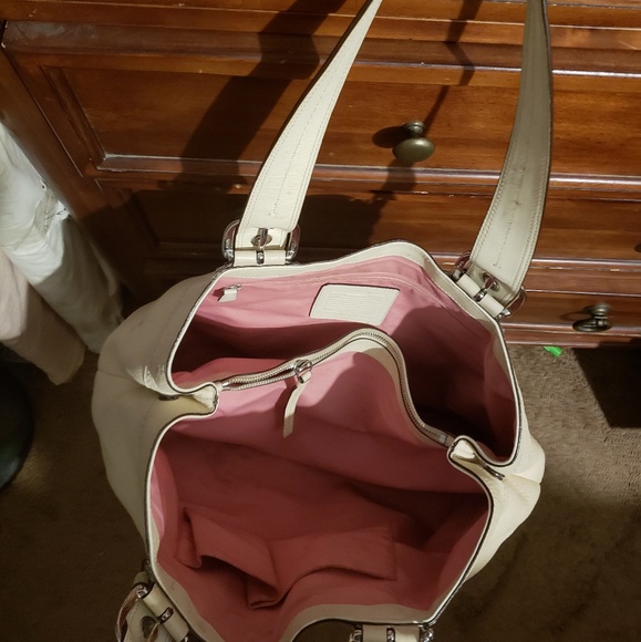 Large Coach Handbag - Picture 2 of 4